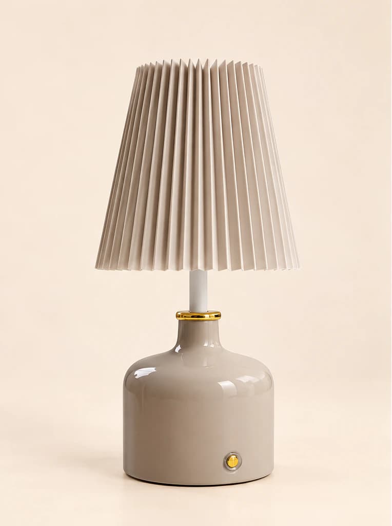 Lampe à poser sans fil taupe à l’abat-jour plissé